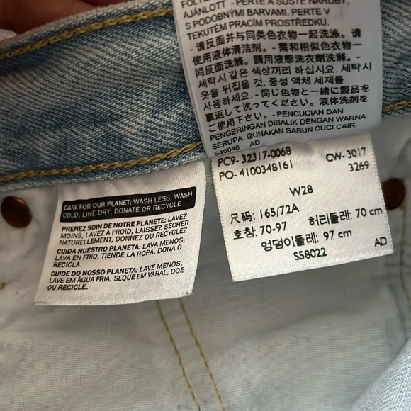 Levi’s 501 Light Wash High Waist Cutoff Shorts - Picture 4 of 5